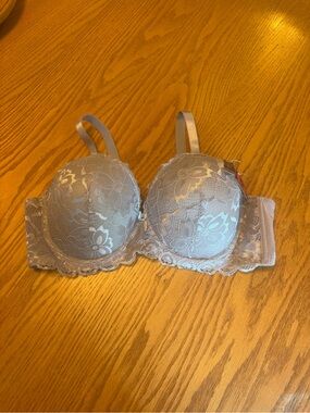 Sofra Light Gray Lace Push-Up Bra with Floral Detail Underwire Size 40D